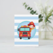 Brandweerman brandweerwagen zwarte haren jongen briefkaart (Staand voorkant)