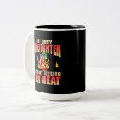 Brandweerman Chili zoekt trots warmte Tweekleurige Koffiemok (Voorkant links)