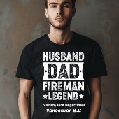 Brandweerman draagt shirt