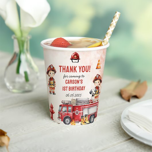 Brandweerman eerste verjaardagsfeest papieren bekers