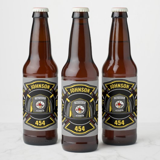 Brandweerman en brandweerteam van brandweerdienst bier etiket (Flessen)