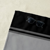 Brandweerman en brandweerteam van brandweerdienst strandlaken (In situ)