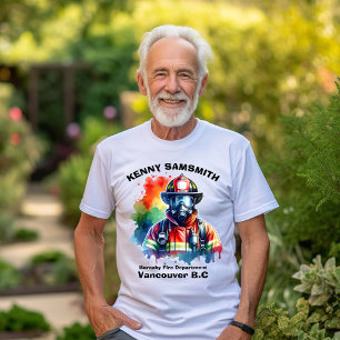 Brandweerman in actie, kleurrijke achtergrond t-shirt