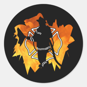 Brandweerman in de vlammen ronde sticker