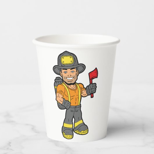 Brandweerman met een bijl papieren bekers (Voorkant)