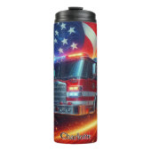 Brandweerman met vlaggen en vlammen thermosbeker (Voorkant)