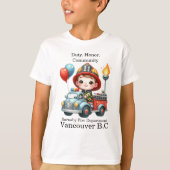 Brandweerman op een kleurrijke vrachtwagen met bal t-shirt (Voorkant)