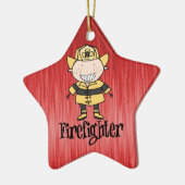 Brandweerman op rood keramisch ornament (Links)