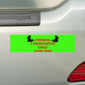 Brandweerman redt gehandicapte kind bumpersticker (Op auto)