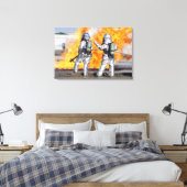 Brandweermannen vechten tegen gesimuleerde brand canvas afdruk (Insitu (Slaapkamer))