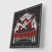 Brandweeruitrusting Helmet en naam brandweerdienst Vierkante Klok (Hoek)