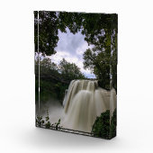 Brandywine-Herfsten brullen op een lenteochtend Fotoblokken (Rechts)