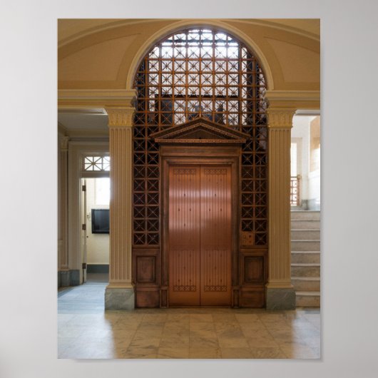 Brass Cage-lift Poster (Voorkant)