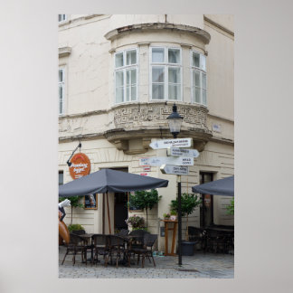 Bratislava Old Town Street Scene met Directionele Poster