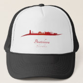 Bratislava skyline in red trucker pet (Voorkant)