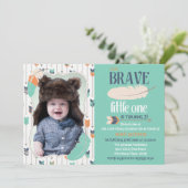 Brave Tribal Birthday Foto Uitnodiging (Staand voorkant)