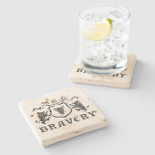 Bravery Boar Blazon Travertine Onderzetter (Zijkant)