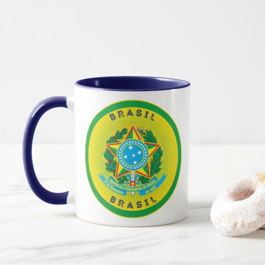 Braziliaans Erfgoed Embleem Mok (Met donut)