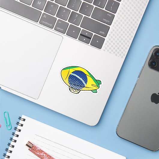 Braziliaanse vlag Blimp ballon in blauwe lucht Cus Sticker (Laptop met iPhone)