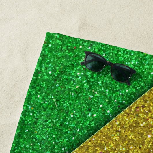 Braziliaanse vlag Glitter Summer Pool Party Strandlaken (In situ)