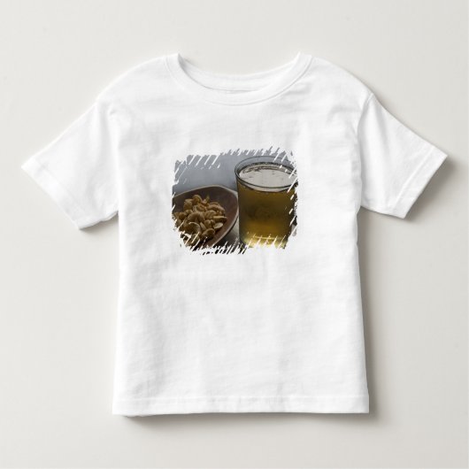 Brazilië. Een glas verfrissende gegarandeerde ener Kinder Shirts (Voorkant)