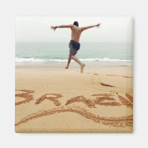 BRAZILIË. Man op de borst met een zwempak Magneet