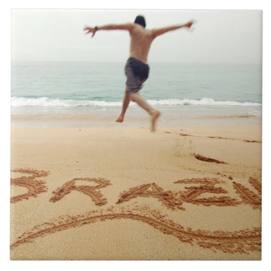 BRAZILIË. Man op de borst met een zwempak Tegeltje (Voorkant)