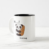 “Bread hugs & panda peace in every sip.” Tweekleurige Koffiemok (Voorkant links)