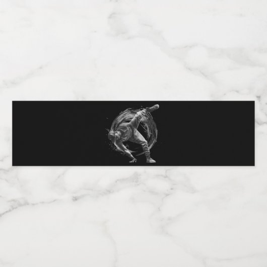 Breakdancer in actie, in inktspatterstijl waterfles etiket (Enkel label)