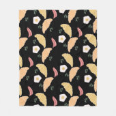 Breakfast Ham en Cilantro Eggs op een croissant Fleece Deken (Voorkant)