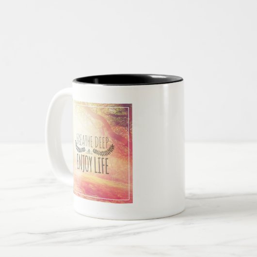 Breathe Deep Tweekleurige Koffiemok (Voorkant links)