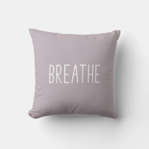 Breathe Eenvoudige Motivatie offerte Boho Lila Kussen