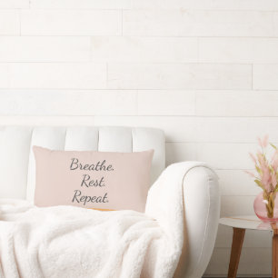 Breathe Rest Repeat Elegante Roze Typografie Kussen