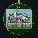 Breckenridge Colorado Fun Retro Snowy Mountains Keramisch Ornament<br><div class="desc">Breckenridge Colorado neo vintage-reisontwerp in een leuke retro-cartoon-stijl met sneeuwkapotte bergen,  bos en bomen eronder,  blauwe hemel en coole retro-scripttekst.</div>