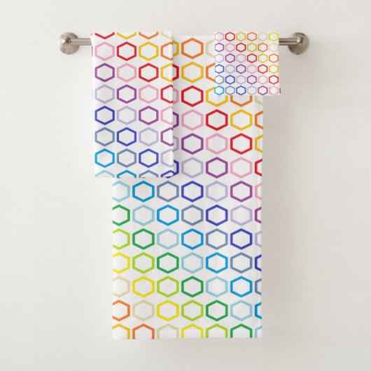 Bredere spectrommels Regenboog afgedekte hexagons Bad Handdoek (Insitu)