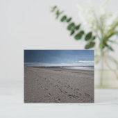 Breed strand op het noordelijk Zee Briefkaart (Staand voorkant)