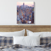Breed uitzicht van Manhattan bij zonsondergang Canvas Afdruk (Insitu (Slaapkamer))