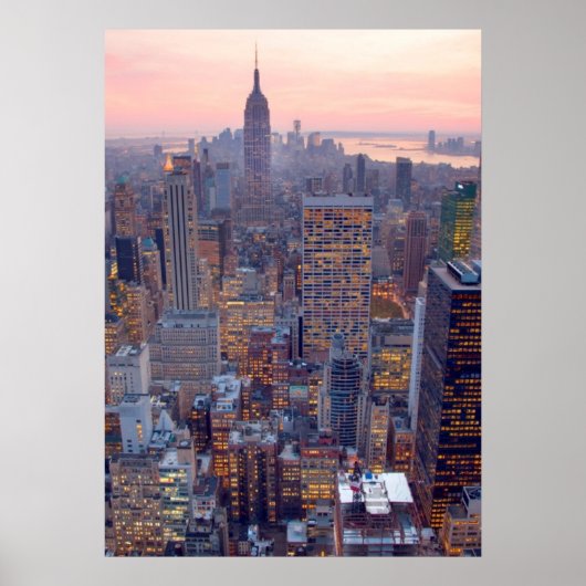 Breed uitzicht van Manhattan bij zonsondergang Poster (Voorkant)