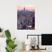 Breed uitzicht van Manhattan bij zonsondergang Poster (Thuiskantoor)