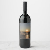 Breekwater in Kroatië: prachtige zonsondergang Wijn Etiket (Voorkant)