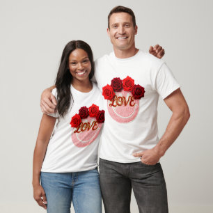 Brei glimlachend gezicht rode roos liefde valentij t-shirt