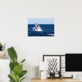 Breikende Humpback Whale Poster (Thuiskantoor)