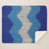 breiwerk met gestreepte figuren blauw en wit sherpa deken (Voorkant (horizontaal))