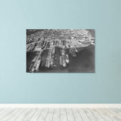 Bremerton, WA Aerial Uitzicht of Navy Docks Canvas Afdruk (Insitu (Houten vloer))