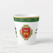 Brennan Irish Shield & Tartan gepersonaliseerd Latte Mok (Voorkant)