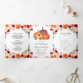 Brent Sinaasappel en Bourgogne Floral Pumpkin Wedd Drieluik Uitnodiging (Binnen)