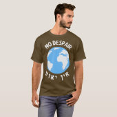 Breslov Ein Yeush Er is geen wanhoop Hebreeuws T-shirt (Voorkant volledig)