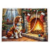 Breton Spaniel Open Haard met Kerstverlichting Groot Cadeauzakje (Voorkant)