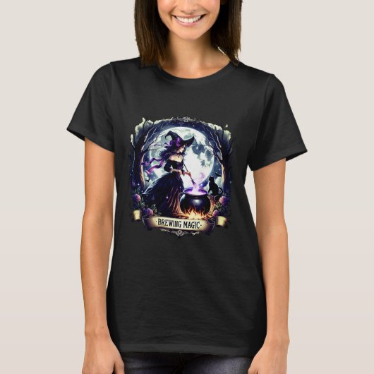 "Brewing Magic" Halloween Witch Shirt (Voorkant)