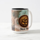 BrewMuse Coffee Mug Tweekleurige Koffiemok (Voorkant rechts)